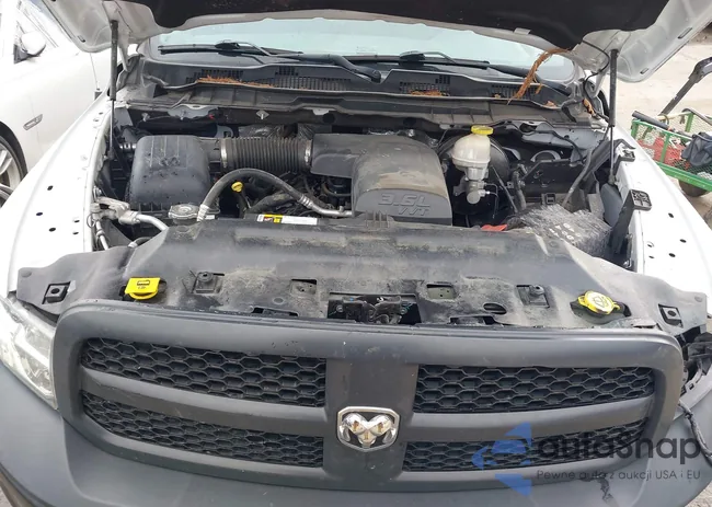 3C6JR6DG4JG194301: 44179383