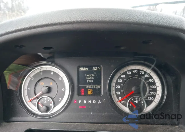 3C6JR6DG4JG194301: 44179383