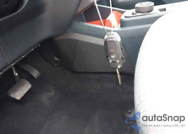 3FTTW8H32RRB73511: 44179387