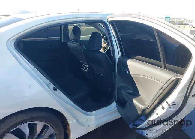 JHMCR6F7XHC007900: 44179399