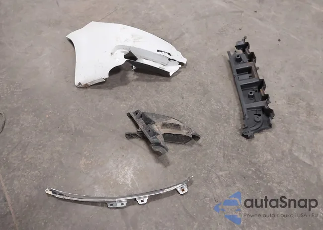 1G1ZC5E09CF179671: 44180409