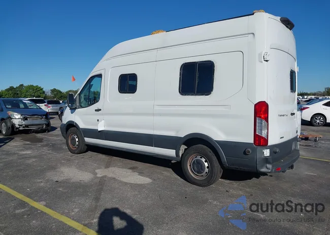 1FTYR2XG0JKA78579: 44180430