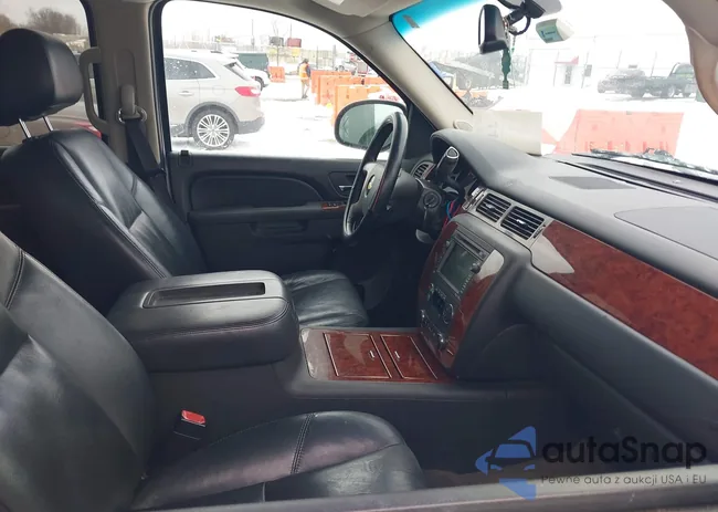 1GNUKKE36AR250129: 44180449