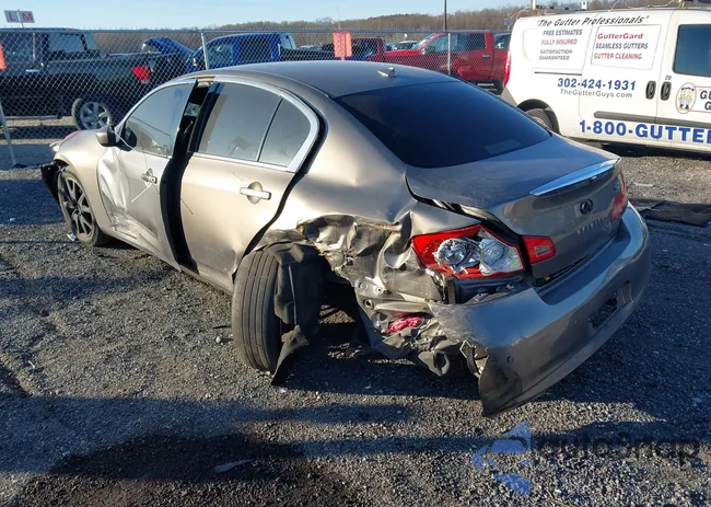 JN1CV6AR2AM455301: 44180561