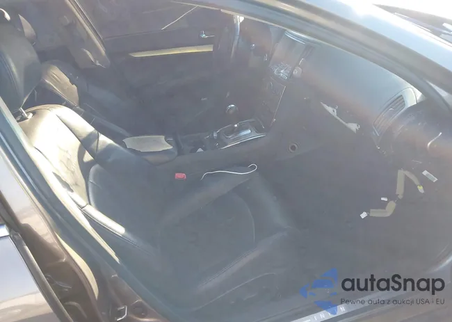 JN1CV6AR2AM455301: 44180561