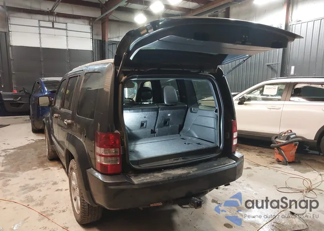 1C4PJMAK3CW191966: 44180576