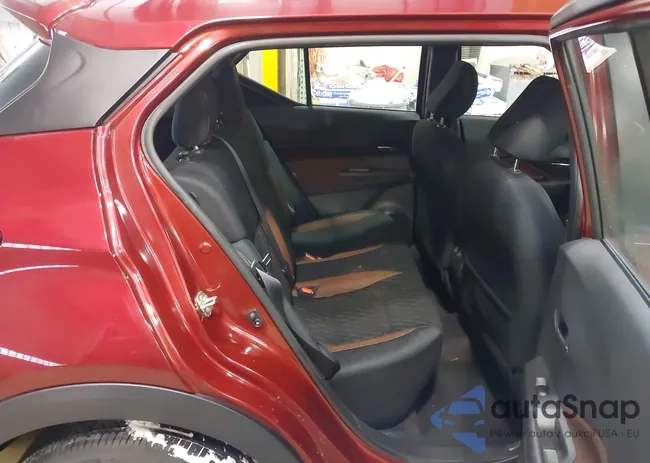 3N1CP5DVXML488672: 44180582