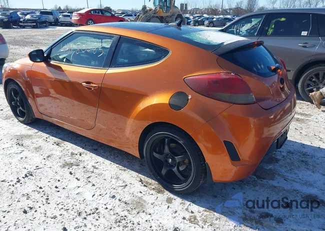 KMHTC6AD1DU126855: 44180685