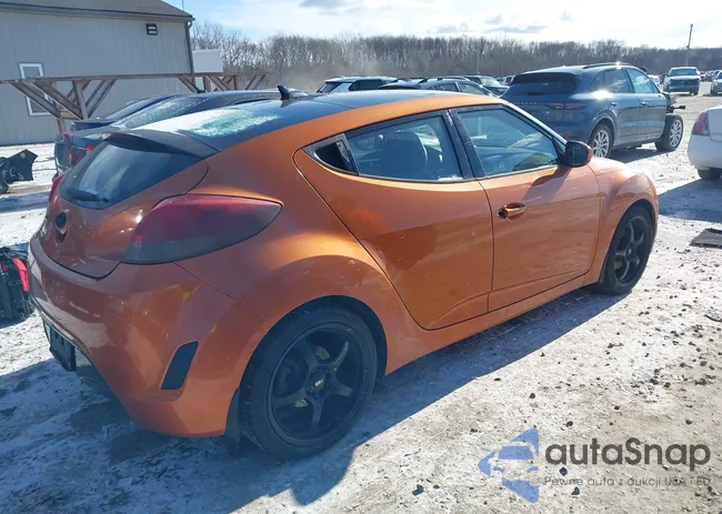 KMHTC6AD1DU126855: 44180685