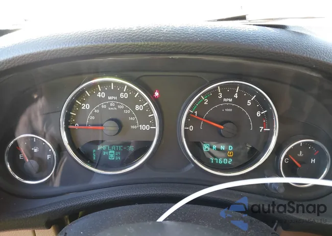 1C4BJWEG2EL168646: 44180704