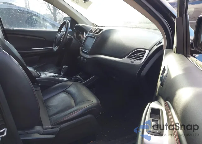 3C4PDDEG8JT515560: 44180736