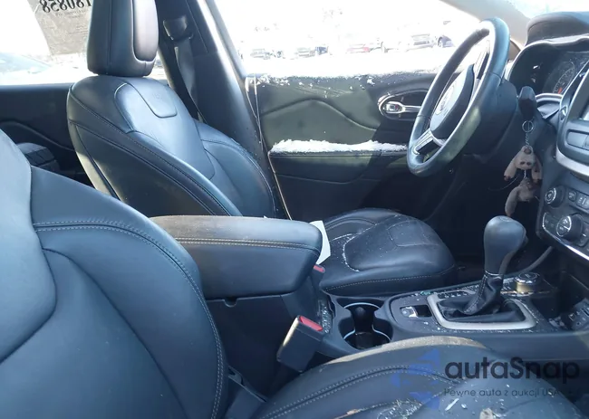 1C4PJMDS3GW325120: 44180858