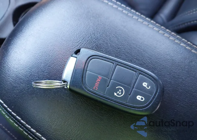 1C4PJMDB3HW512052: 44180900