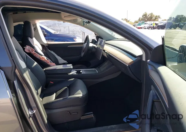 7SAYGAEE2RF197246: 44180913