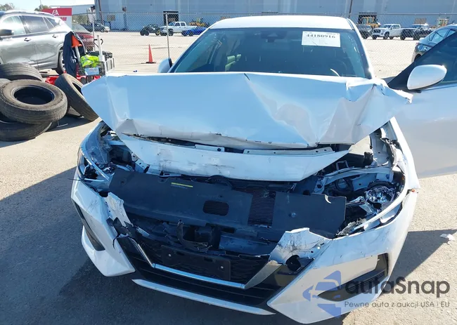 3N1AB8CV2NY305679: 44180916