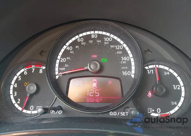 3VWF17AT3FM654924: 44180937