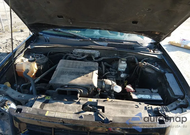 1FMCU9EG5AKC77871: 44180953