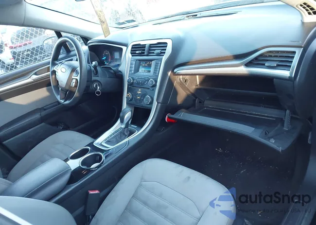 3FA6P0G70DR249564: 44180996