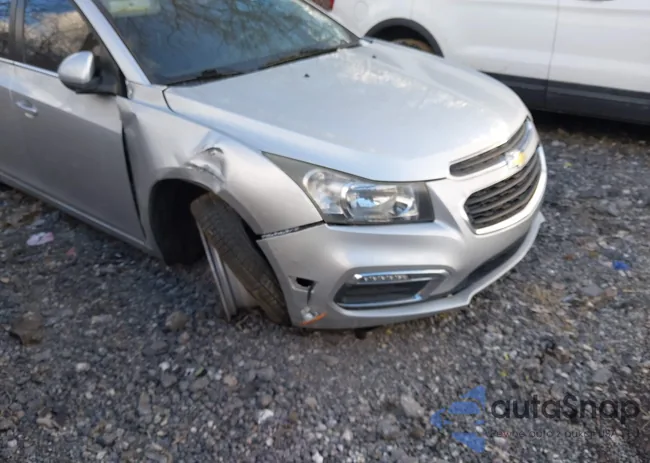 1G1PE5SB7G7144568: 44181003