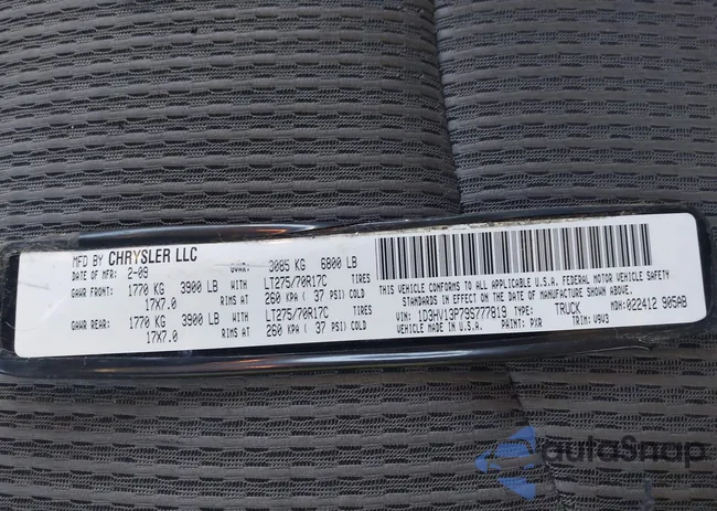 1D3HV13P79S777819: 44180053