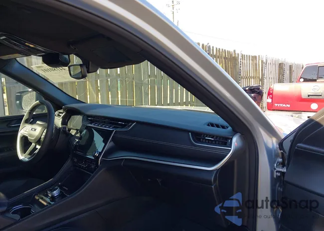 1C4RJKAG9R8938816: 44180101