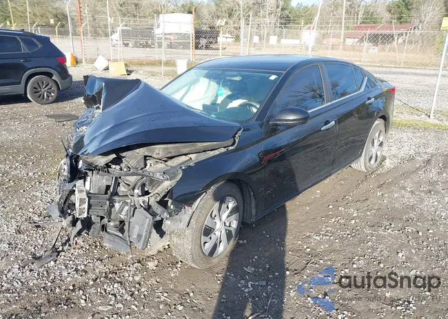 1N4BL4BV1KC243808: 44180135