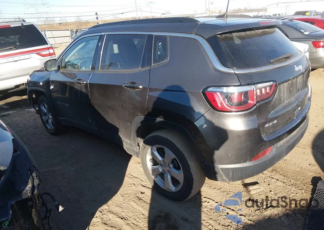 3C4NJDBB3JT230533: 44180177