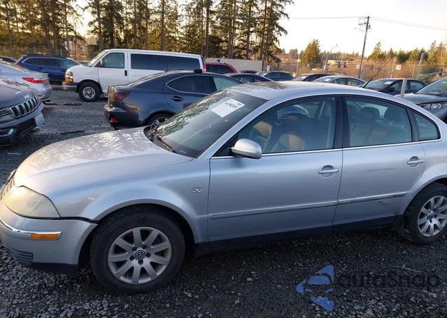 WVWPD63B12E388607: 44180355