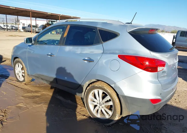 KM8JU3AC1DU696123: 44181428