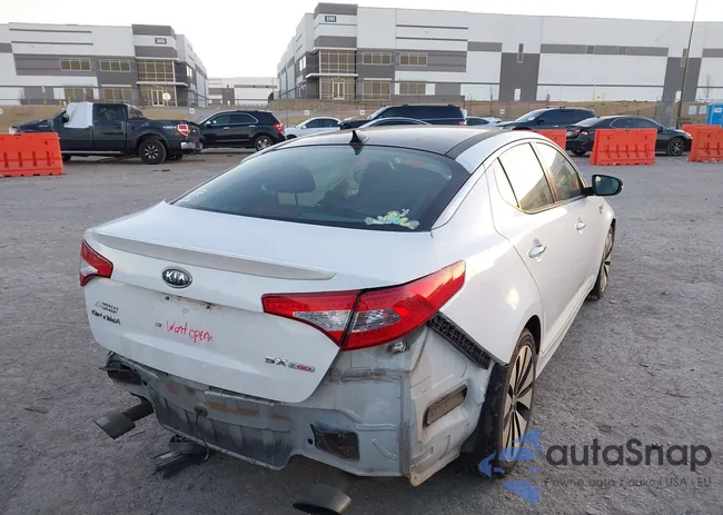 5XXGR4A63CG011978: 44181448