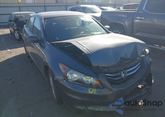 1HGCP2F35BA084529: 44181466