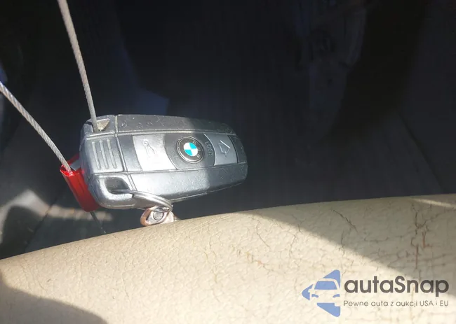 WBAUL7C52BVM79338: 44181684