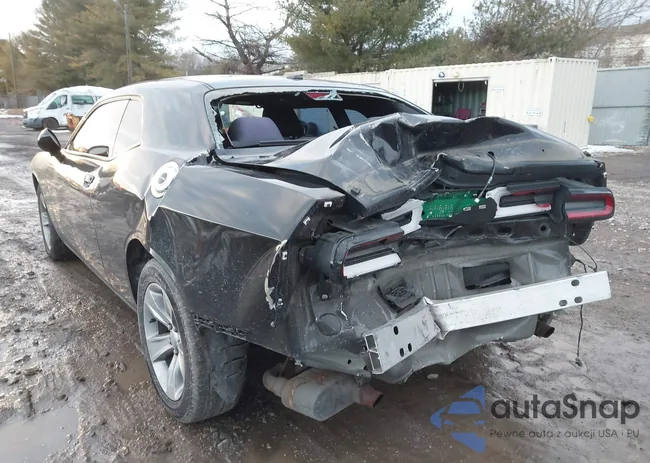 2C3CDZAG7JH317860: 44181777