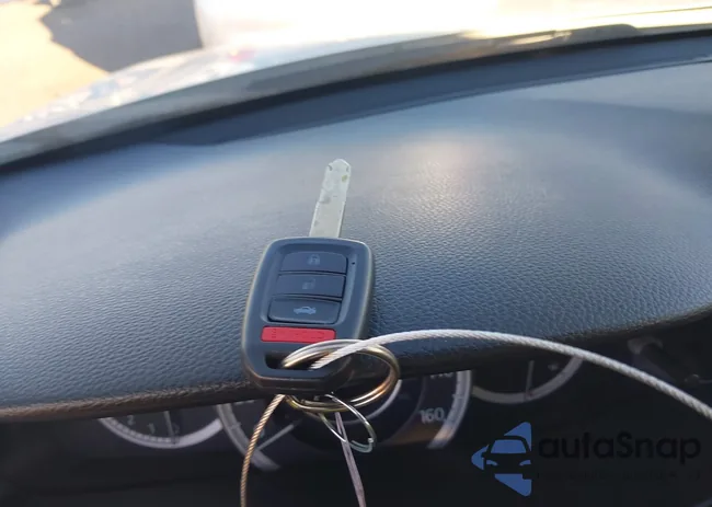 1HGCR2F35DA118899: 44181786