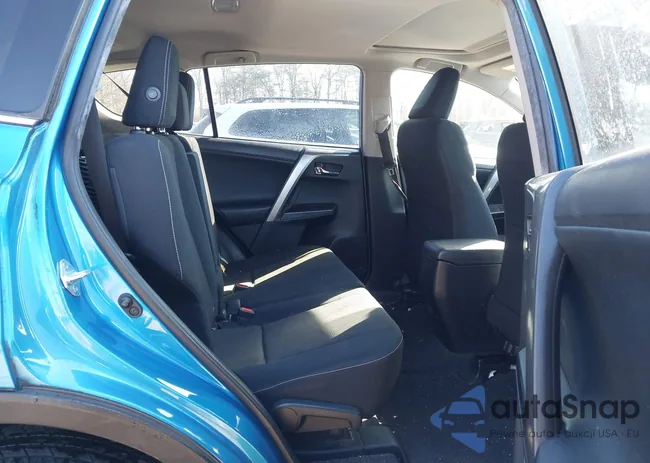 JTMRFREV6HD210136: 44181793