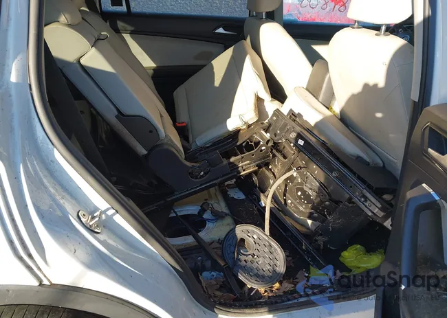 3VV2B7AXXJM120444: 44181800