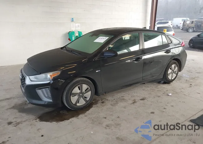 KMHC65LC2LU228816: 44181825