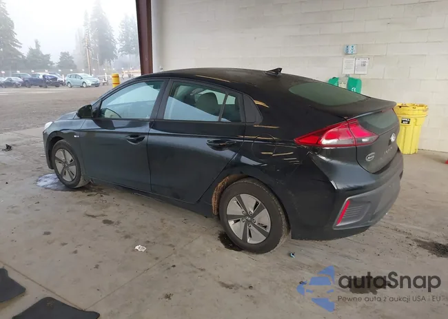 KMHC65LC2LU228816: 44181825