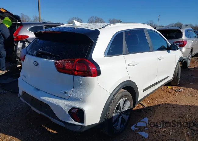 KNDCB3LCXM5471564: 44181859