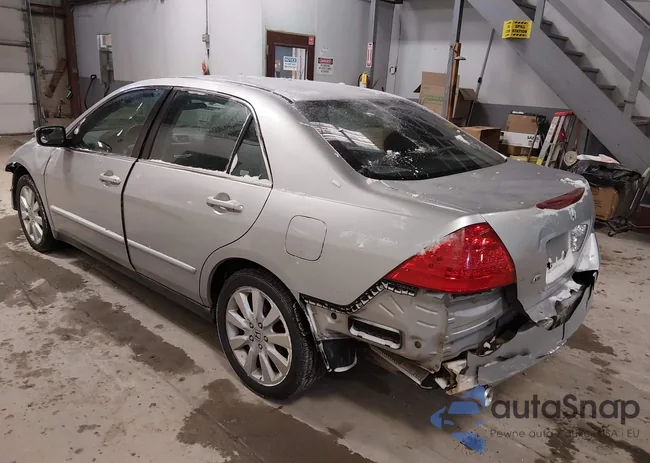 1HGCM66487A070897: 44181907