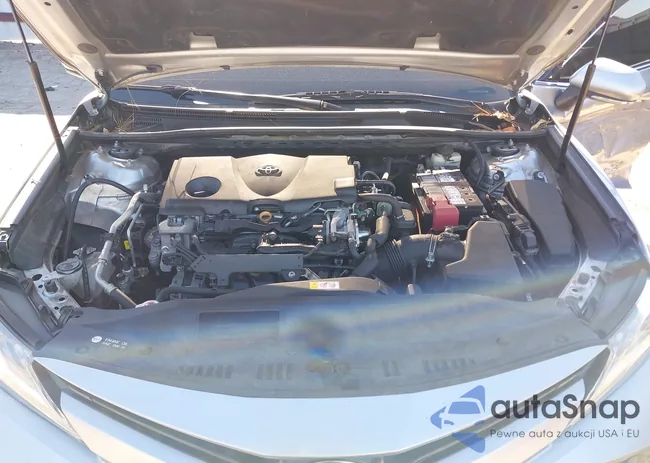 4T1B11HK1JU079637: 44181915