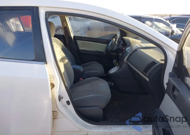 3N1AB6AP5AL656053: 44181042