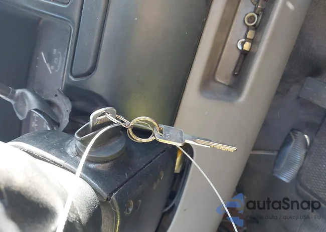 1FTEF15Y8TLB61708: 44181093