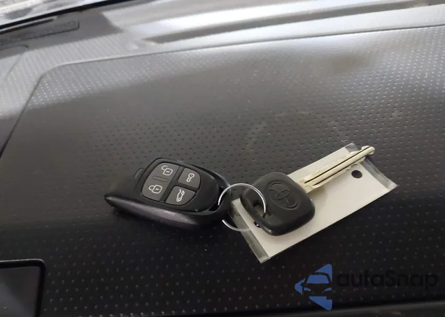 JTEBU11F570040778: 44181127