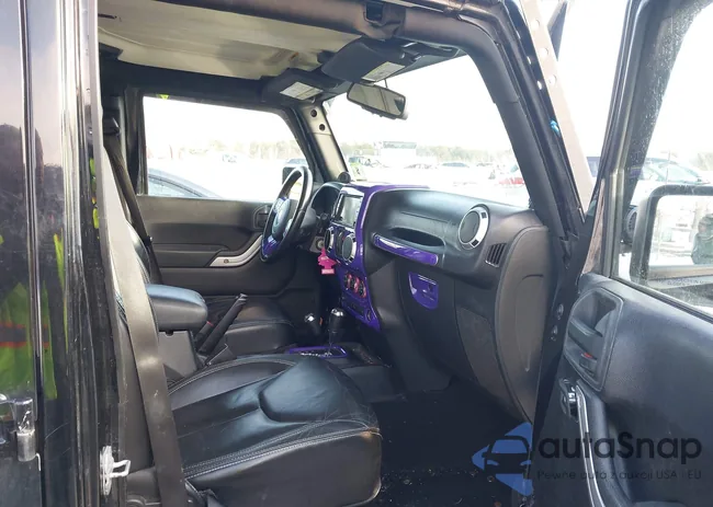 1C4HJWEG7DL618896: 44181318