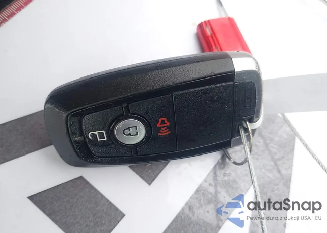 1FMCU0G68LUB02876: 44181407