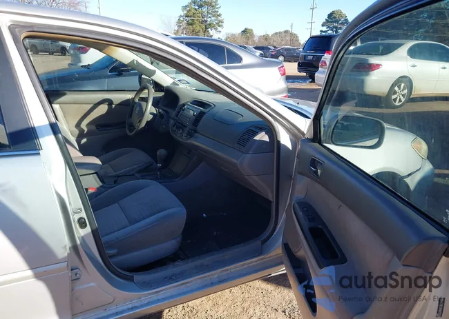 4T1BE32K66U725559: 44182411