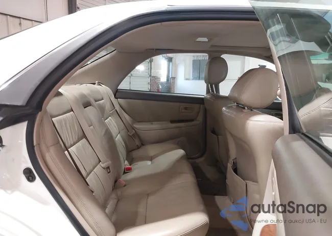 JT8BF28G4X0219492: 44182430