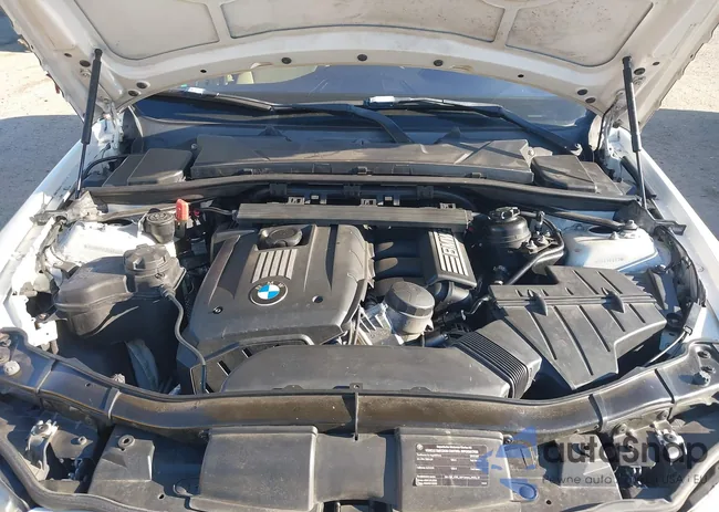 WBAPH7G52BNM58479: 44182463