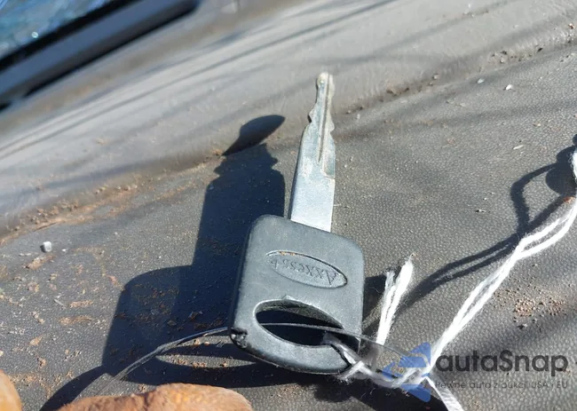 1FTNX21F01EB37573: 44182509